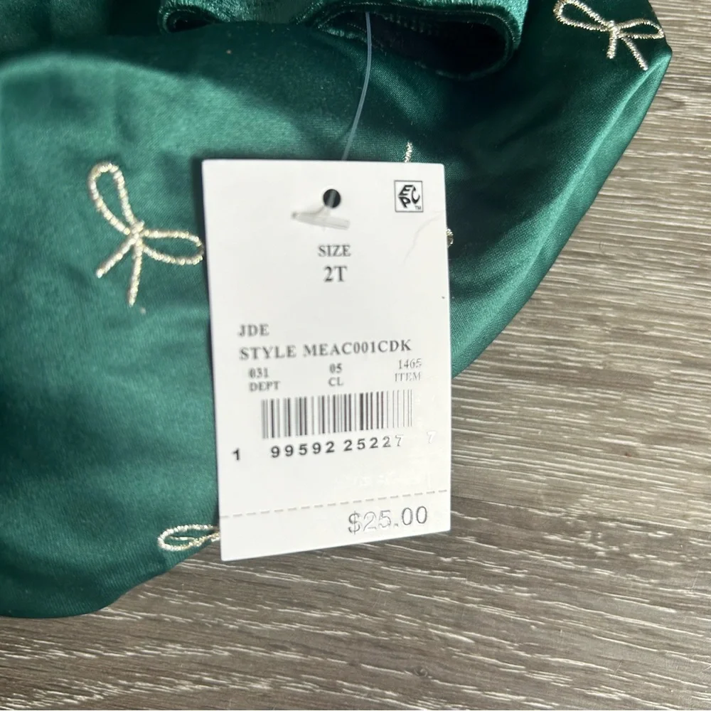 NWT Kids Girls 2T Green Velvety Christmas Holiday Bow Long Sleeve Dress